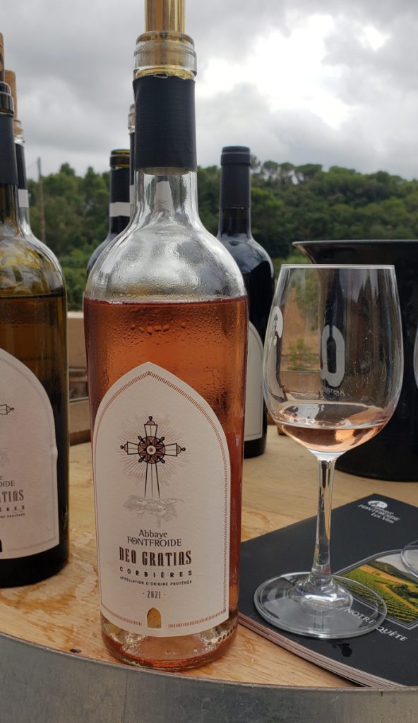 Deo Gratias rosé AOC Corbières 2021. Photo © Pierre d'Ornano/Aeternus.fr