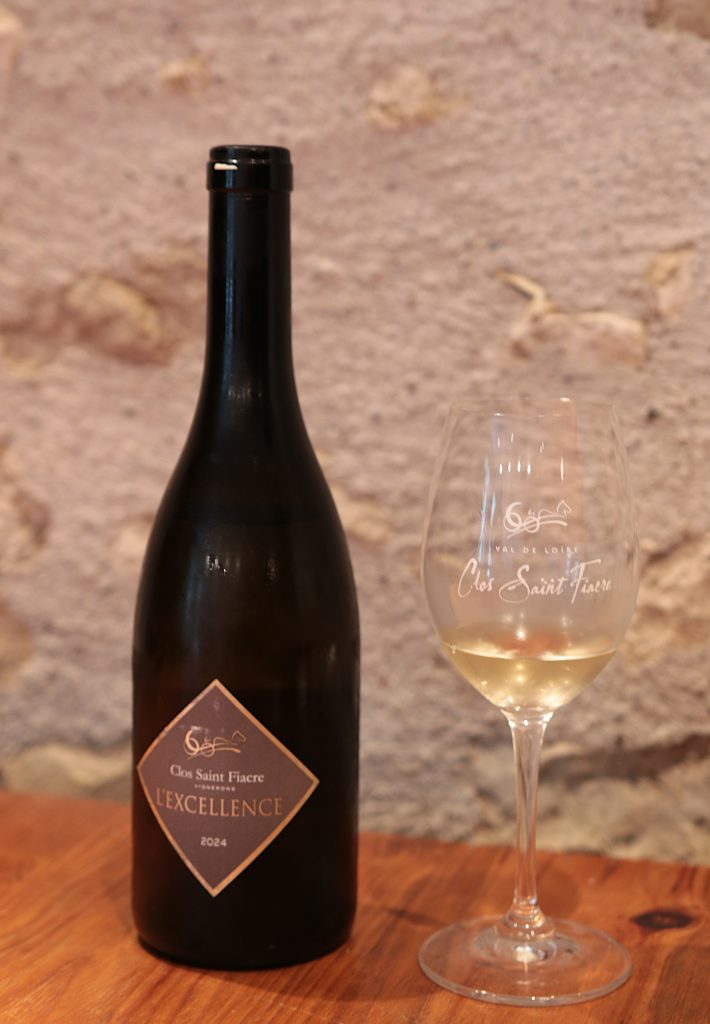 L'Excellence Blanc AOC Orléans, Clos Saint-Fiacre. Photo © Pierre d'Ornano