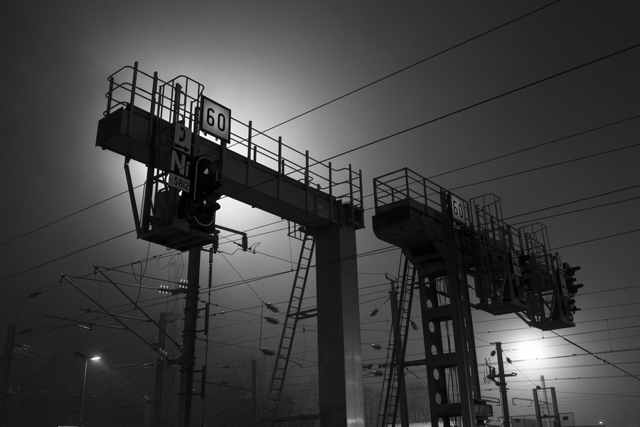 Quai de gare de nuit - Seine-et-Marne © Paul Nouallet
